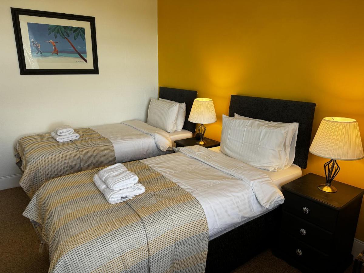 Watermead House Hotel Chard Room photo