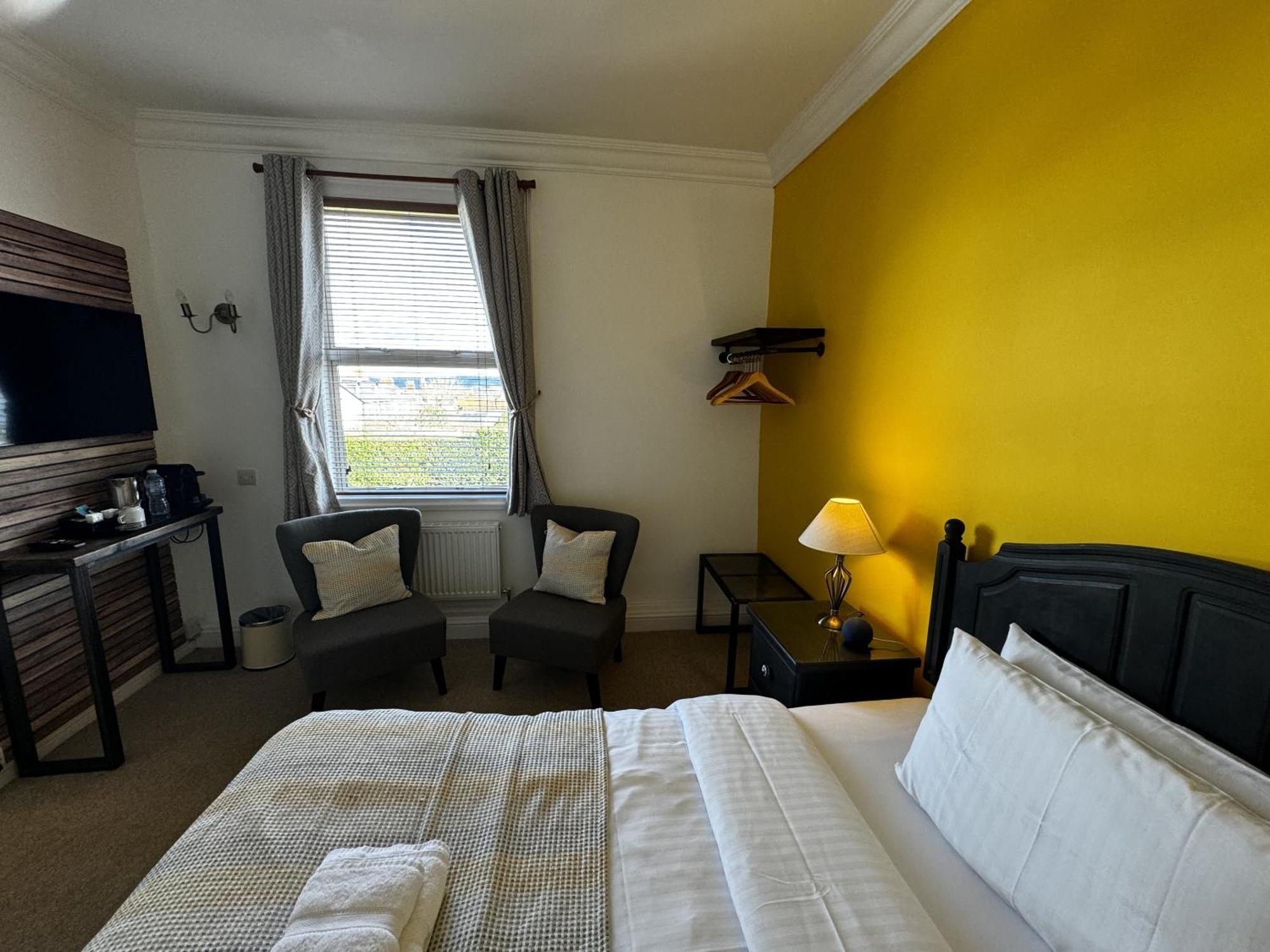Watermead House Hotel Chard Room photo