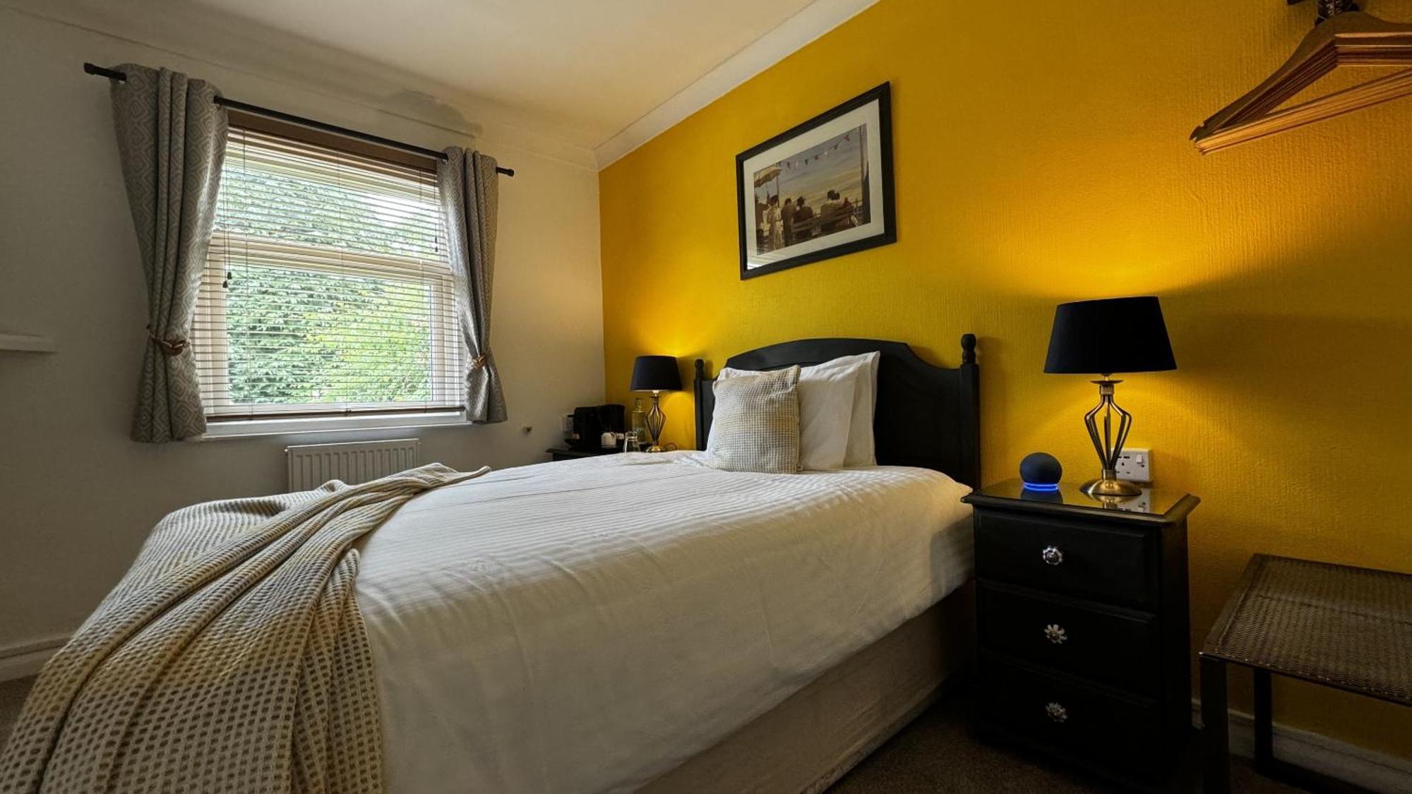 Watermead House Hotel Chard Room photo